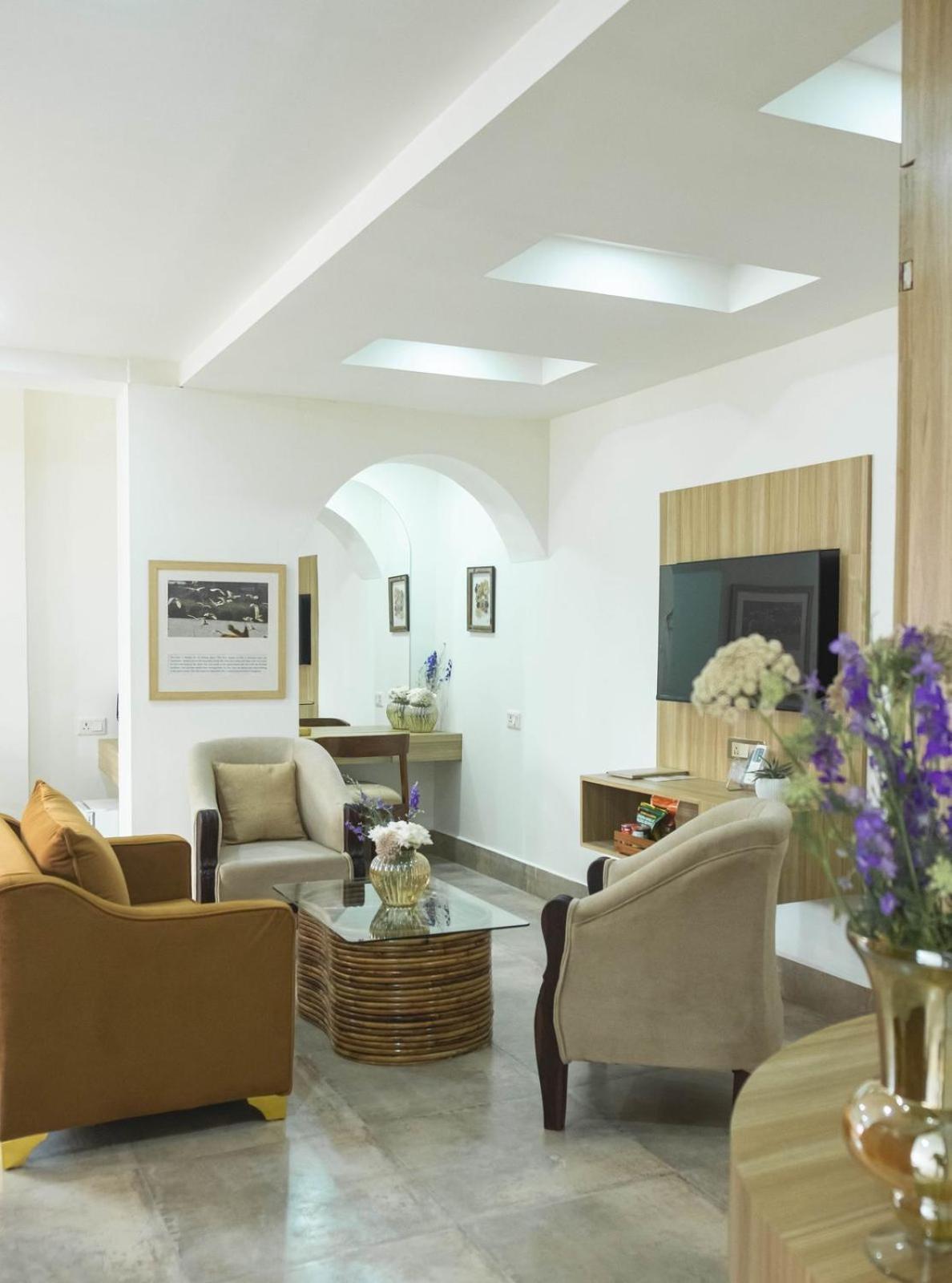 Hotel Lake Shilloi Dimāpur 外观 照片